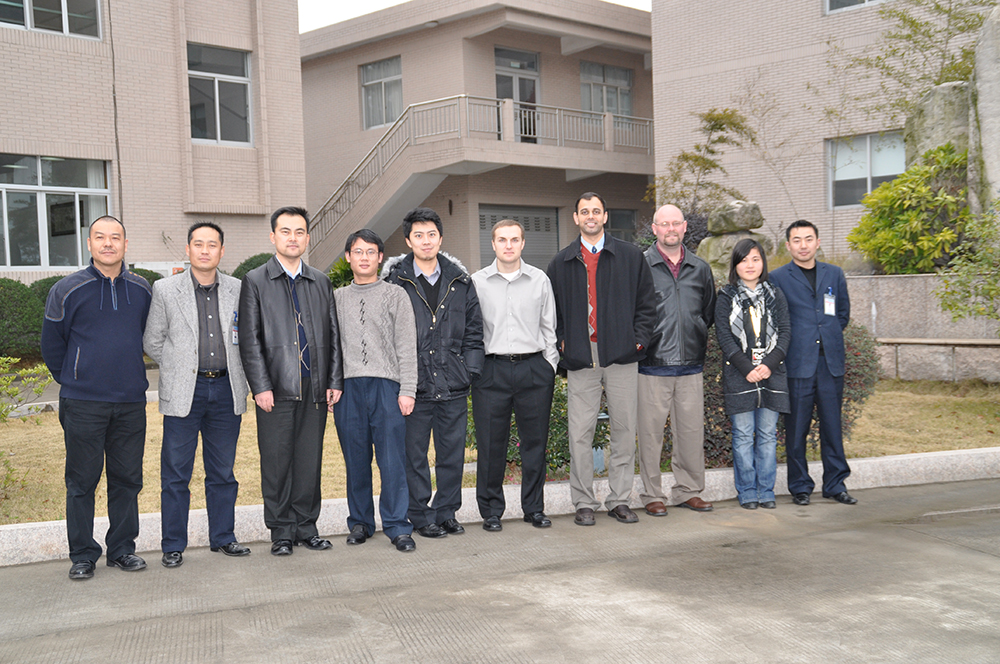 In 2009, American Aike customers came to visit our company