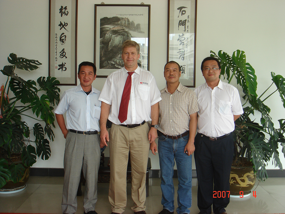 In 2007, German Feizhi customers to visit our company