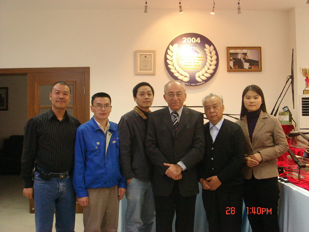 Canadian Mike customer to visit our company
